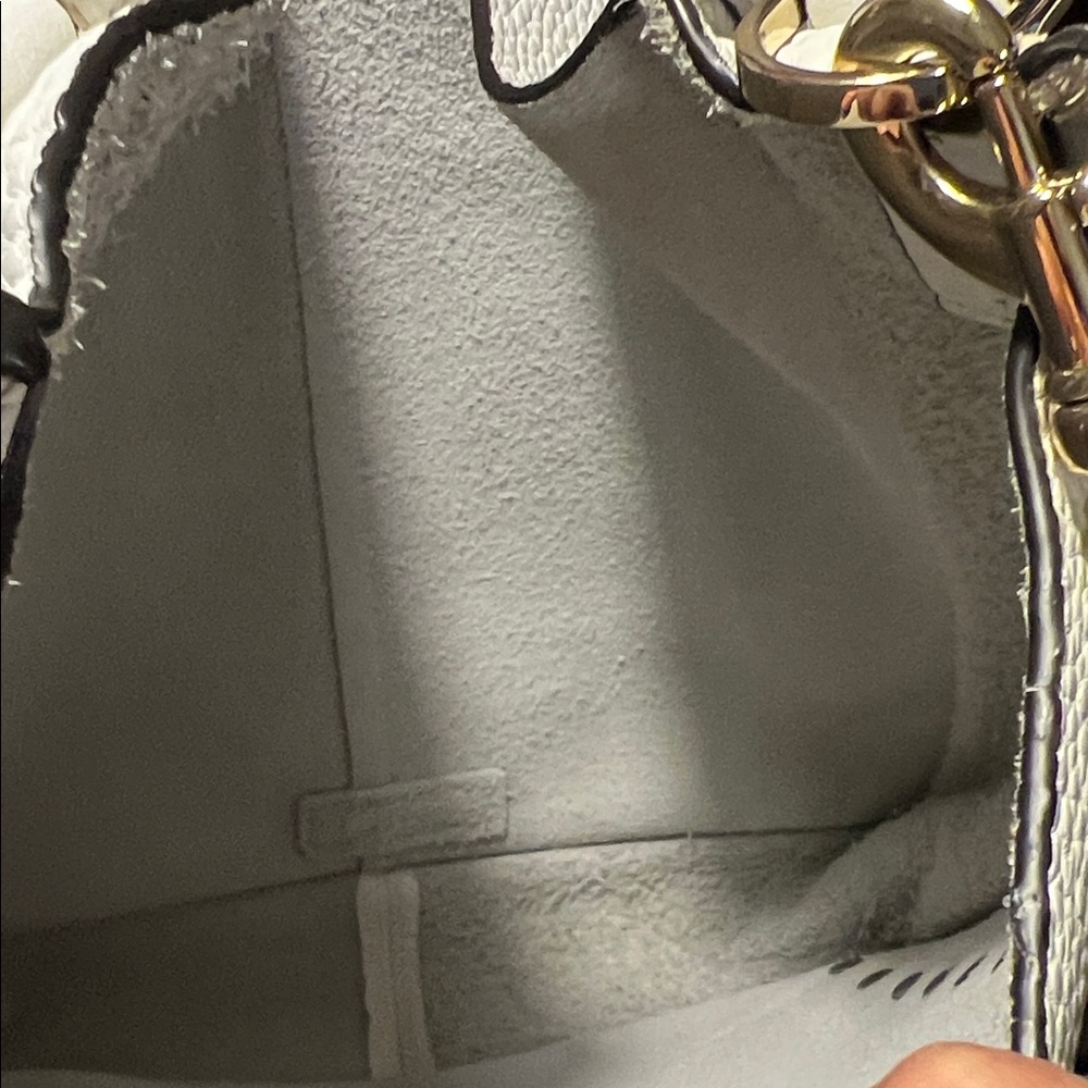 Rebecca Minkoff White Pebble Leather Crossbody bag with gold studs - Picture 7 of 13